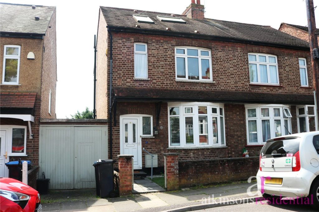 Brodie Road, Enfield, Middlesex, EN2 0EU