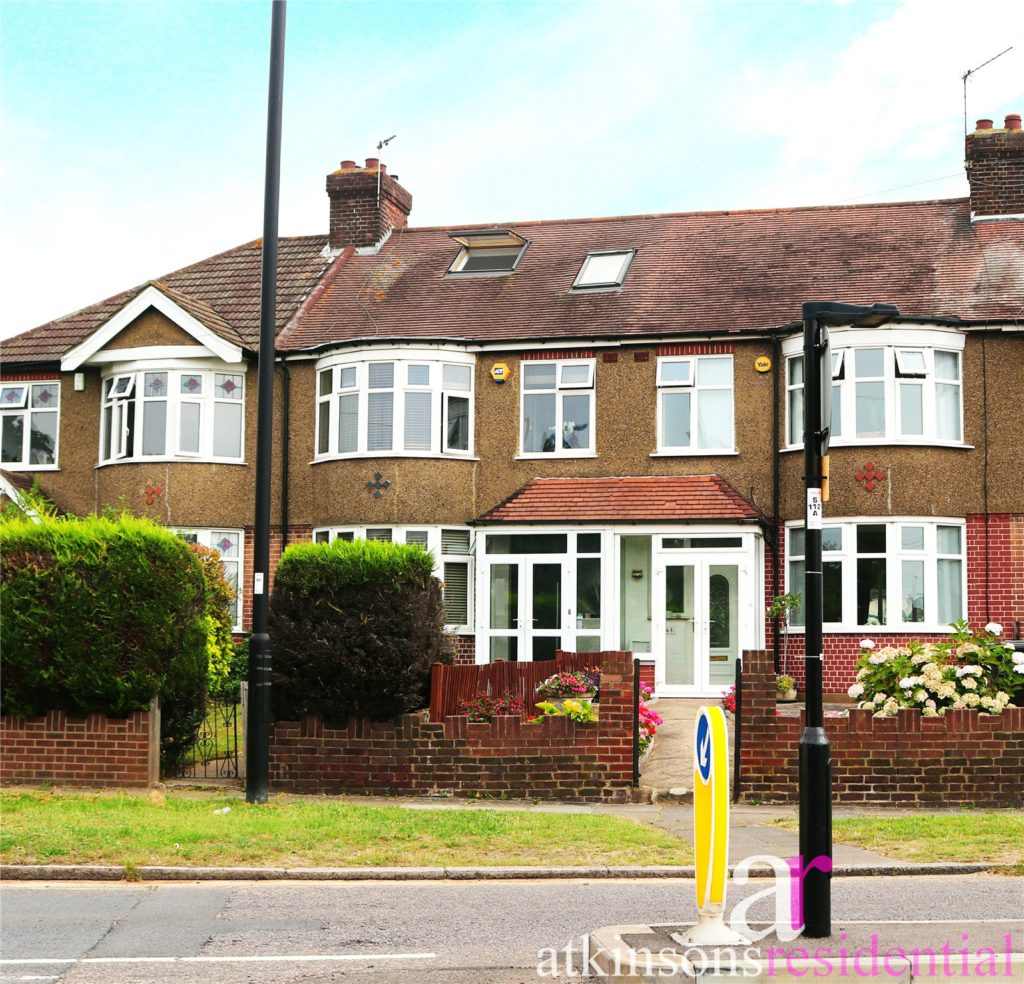 Carterhatch Lane, Enfield, Middlesex, EN1 4AN