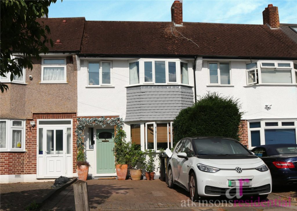 Kenilworth Crescent, Enfield, Middlesex, EN1 3RF