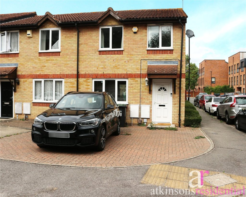 Bressey Avenue, Enfield, Middlesex, EN1 4UU